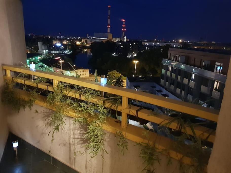 Sloneczny Apartamencik Apartment Вроцлав Екстериор снимка
