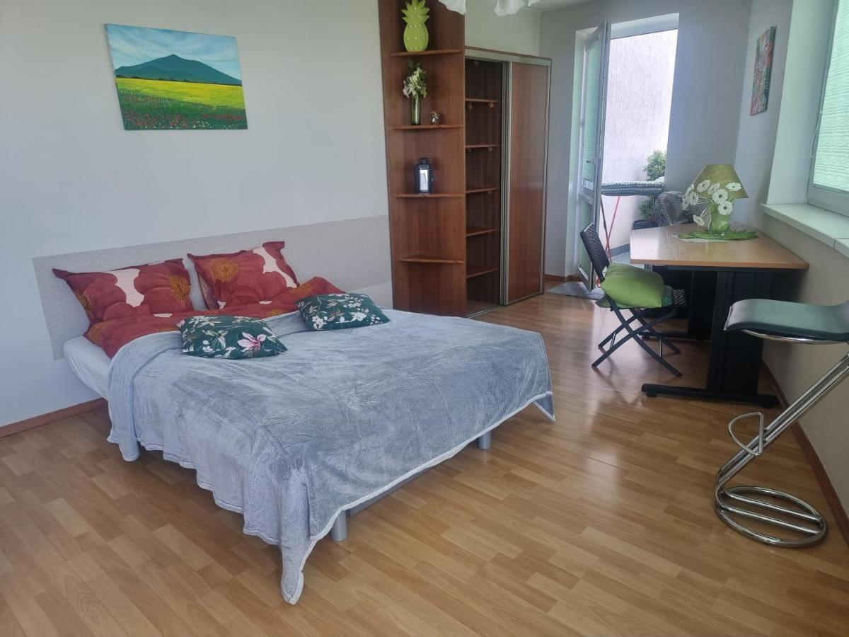 Sloneczny Apartamencik Apartment Вроцлав Екстериор снимка